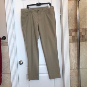 Lululemon Men’s ABC Pant Classic